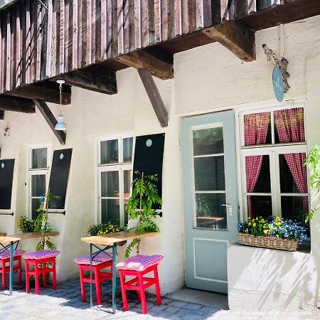 Pension Chapeau Ландсберг-на-Лехе Экстерьер фото
